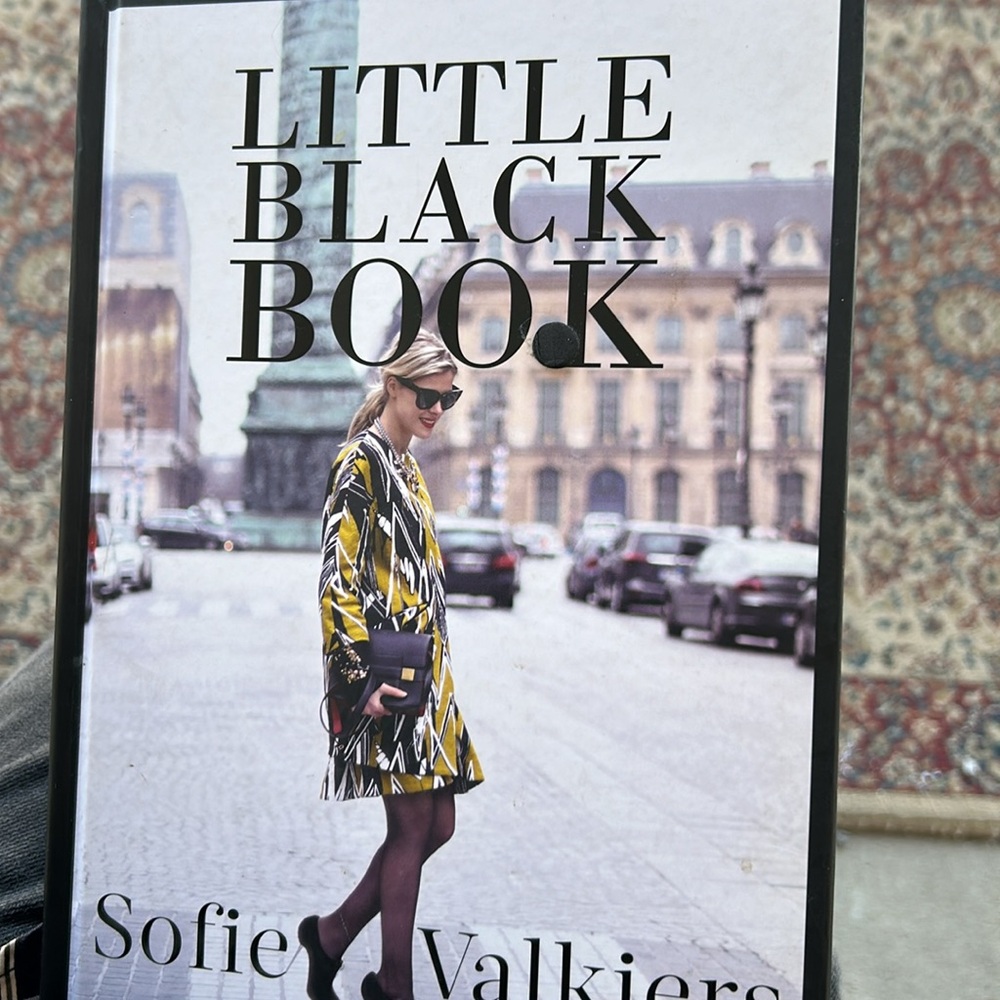LITTLE BLACK BOOK Fashionable Hardcover Book with Chic CoveSofia Valkiers LANNOO
